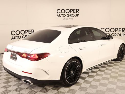 Used 2024 Mercedes-Benz E 350 4MATIC Sedan image 20