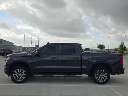 Used 2022 Chevrolet Silverado 1500 RST image 7