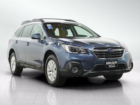 Used 2018 Subaru Outback 2.5i Premium AWD/4WD image 7