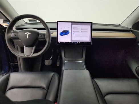 Used 2021 Tesla Model Y 2WD image 18