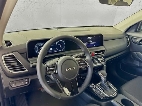 New 2026 Kia Seltos EX w/ EX Sunroof Package image 12