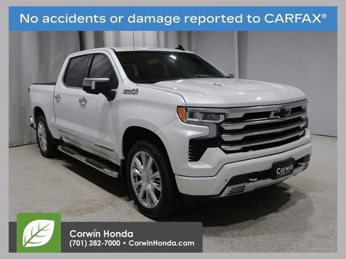 Used 2022 Chevrolet Silverado 1500 High Country w/ High Country Premium Package AWD/4WD image 1