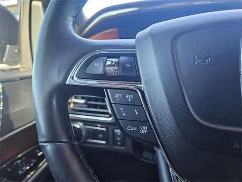 Used 2019 Lincoln Navigator L Reserve image 26