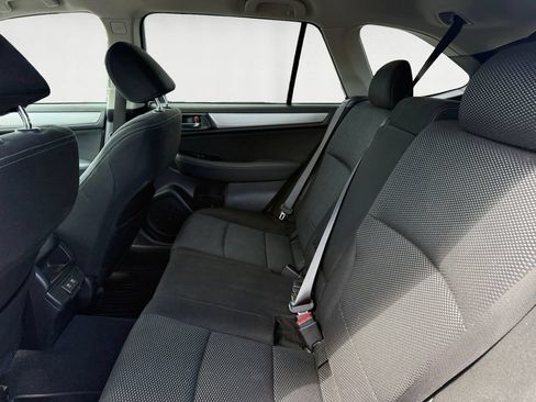 Used 2019 Subaru Outback 2.5i Premium AWD/4WD image 13
