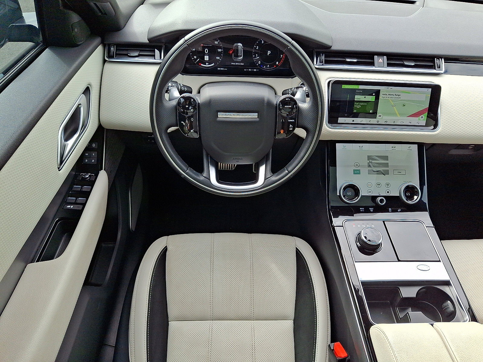 Used 2019 Land Rover Range Rover Velar R-Dynamic SE AWD/4WD image 4