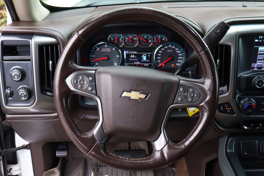 Used 2018 Chevrolet Silverado 1500 LTZ Z71 w/ LTZ Plus Package AWD/4WD image 26