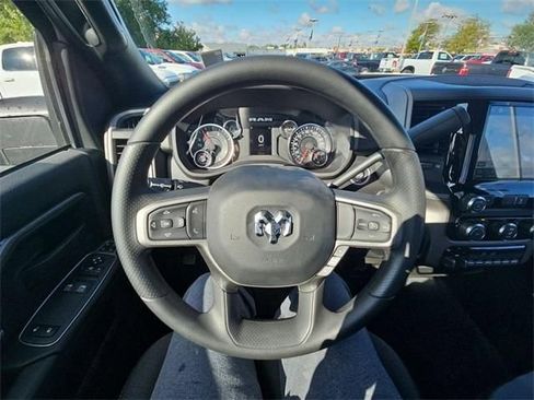 Used 2024 RAM 3500 Tradesman w/ Chrome Appearance Group AWD/4WD image 20