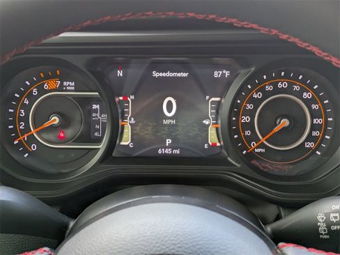 Used 2024 Jeep Wrangler Rubicon image 44