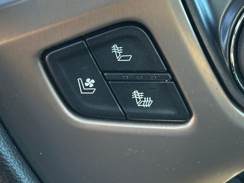 Used 2017 GMC Sierra 2500 Denali w/ Duramax Plus Package image 25