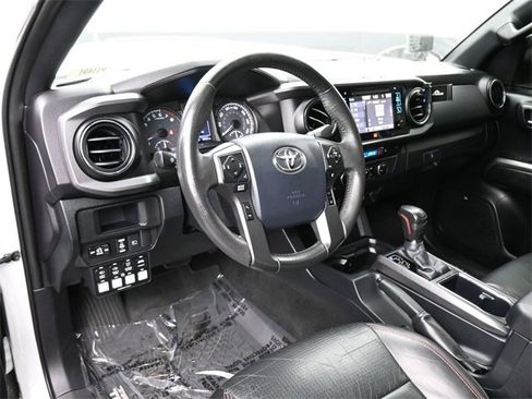 Used 2019 Toyota Tacoma TRD Pro image 7