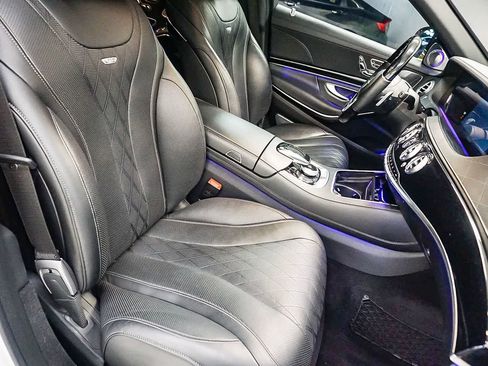 Used 2018 Mercedes-Benz Maybach S 650 image 16