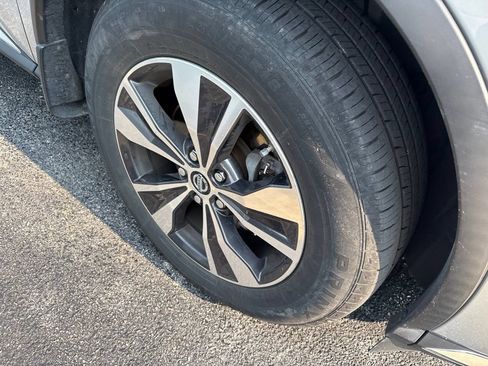 Used 2019 Nissan Murano S AWD/4WD image 4