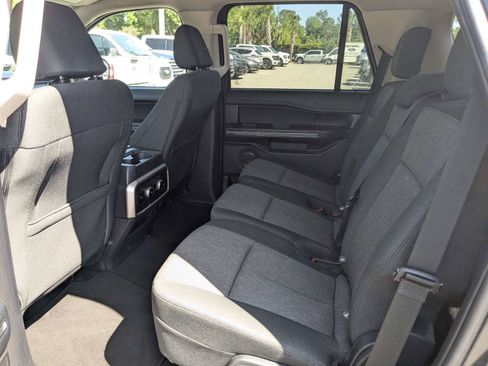 Used 2024 Ford Expedition XLT AWD/4WD image 13