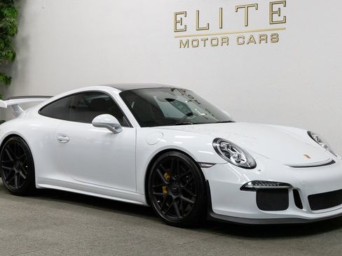 Used 2015 Porsche 911 GT3 image 7