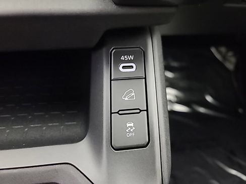 Used 2026 Toyota RAV4 XLE Premium AWD/4WD image 38