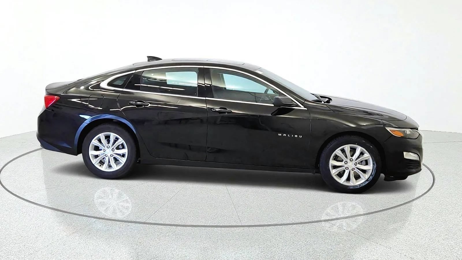 Used 2024 Chevrolet Malibu LT FWD image 10