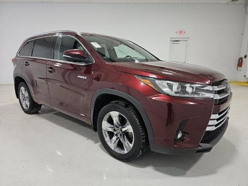 Used 2019 Toyota Highlander Limited Platinum w/ Protection Package #3 image 3