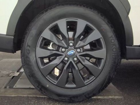 Used 2025 Subaru Outback Onyx Edition image 21