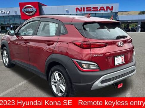 Used 2023 Hyundai Kona SE image 6