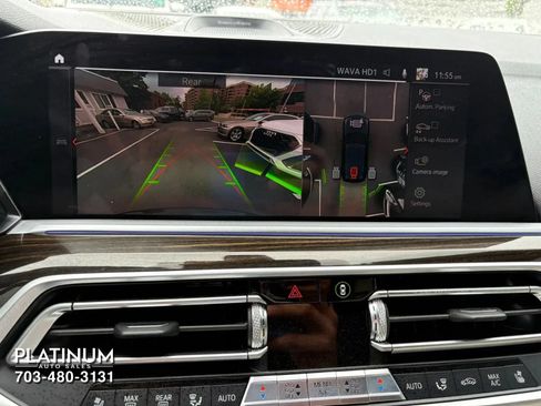 Used 2019 BMW X5 xDrive50i w/ M Sport Package AWD/4WD image 10