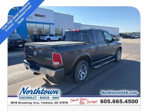 Used 2016 RAM 1500 Laramie w/ Convenience Group AWD/4WD image 9