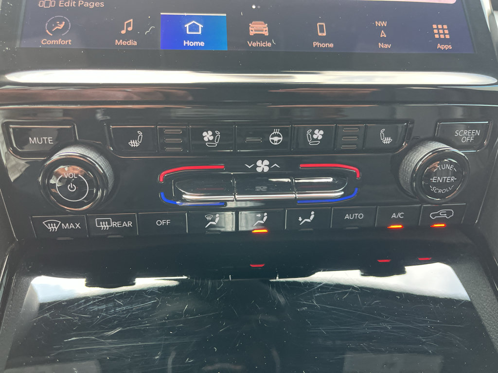Used 2023 Jeep Grand Cherokee Overland RWD image 23