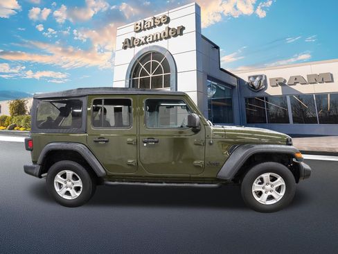 Certified 2022 Jeep Wrangler Unlimited Sport AWD/4WD image 2