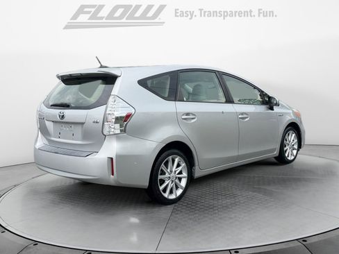 Used 2013 Toyota Prius V Five FWD image 9