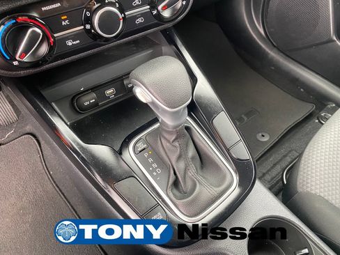 Used 2020 Kia Soul LX FWD image 35