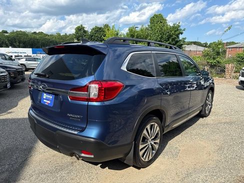 Used 2022 Subaru Ascent Limited w/ Technology Package AWD/4WD image 7