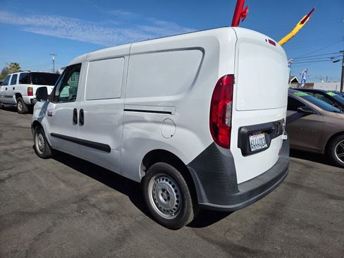 Used 2020 RAM ProMaster City Tradesman image 2