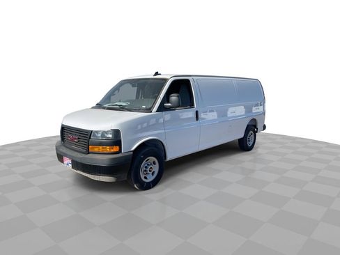 New 2025 GMC Savana 2500 Extended w/ Driver Convenience Package image 4