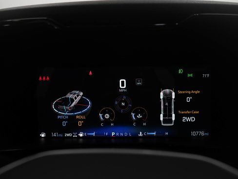 Used 2025 Chevrolet Colorado Z71 w/ Z71 Convenience Package 2 image 26