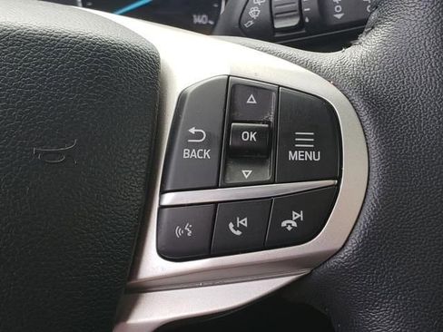 Used 2023 Ford Explorer XLT w/ Equipment Group 202A image 23