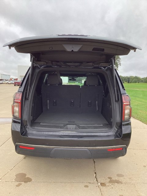 Used 2022 Chevrolet Suburban Z71 AWD/4WD image 5