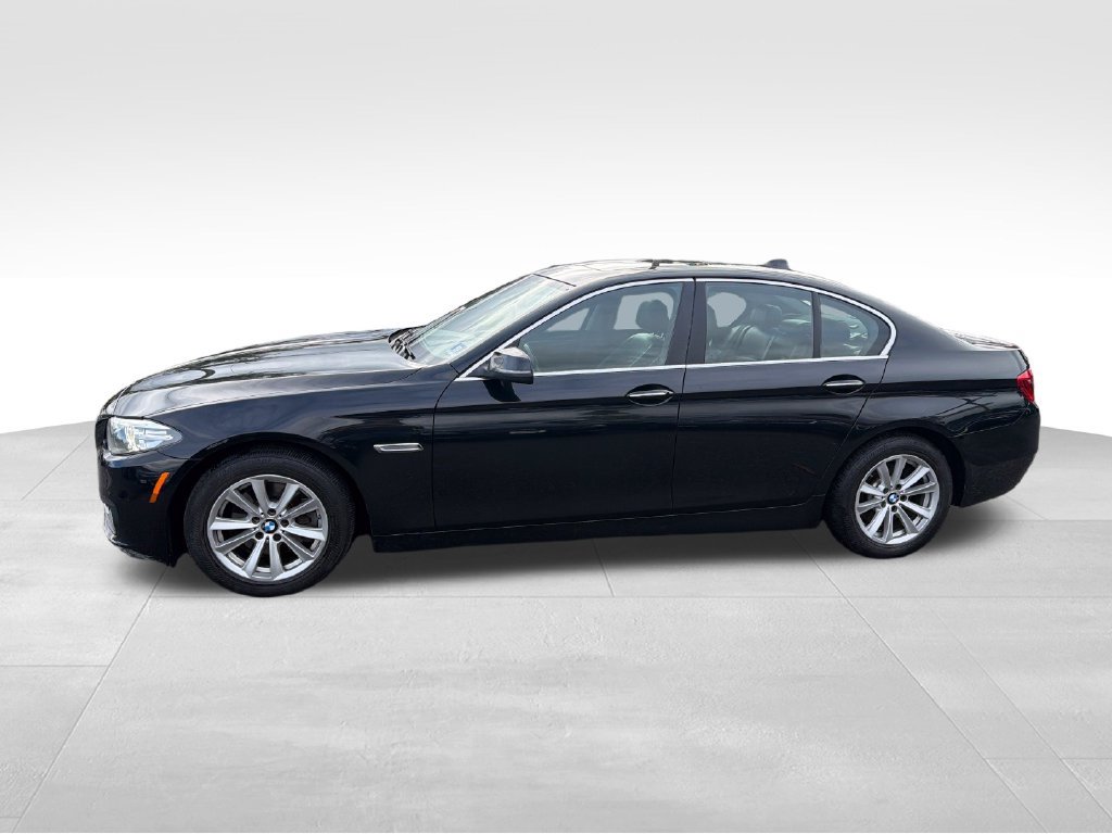 Used 2016 BMW 528i xDrive Sedan AWD/4WD image 4
