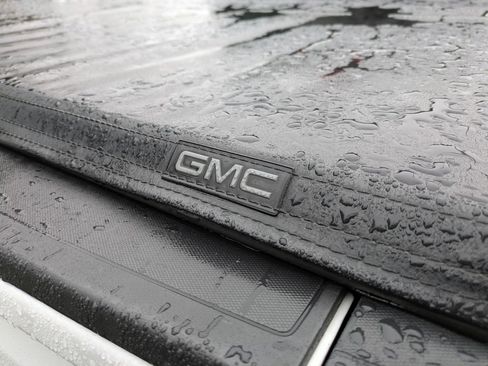 Used 2018 GMC Sierra 1500 SLT image 33