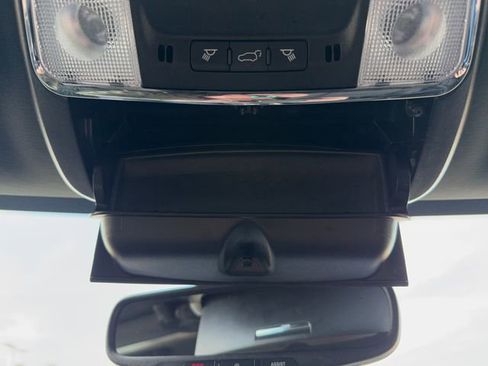 Used 2021 Jeep Grand Cherokee Limited X image 31