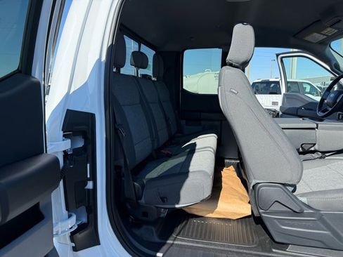 New 2026 Ford F550 4x4 Supercab Super Duty image 14