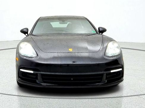 Used 2018 Porsche Panamera 4 AWD/4WD image 2