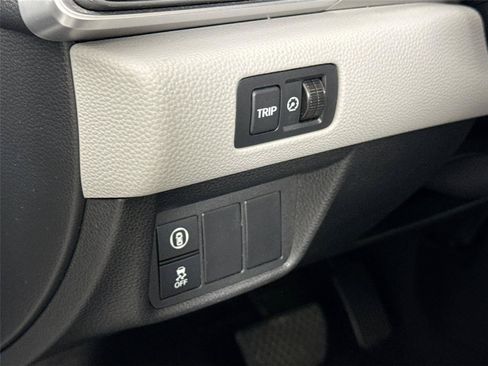 Used 2019 Honda Accord LX image 14