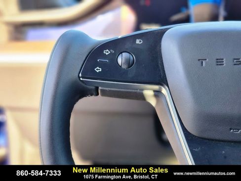 Used 2021 Tesla Model S Plaid image 21