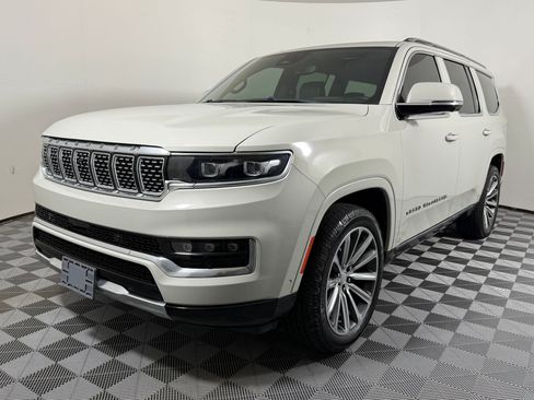 Used 2022 Jeep Grand Wagoneer Series I w/ Rear Seat Video Group 1 AWD/4WD image 1