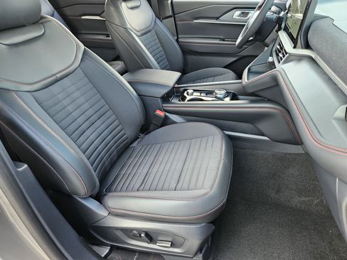 New 2026 Ford Explorer ST-Line w/ ST-Line Street Pack RWD image 14