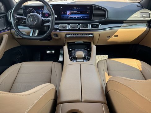 Certified 2025 Mercedes-Benz GLS 580 4MATIC image 13