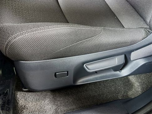 Certified 2025 Toyota 4Runner SR5 image 18