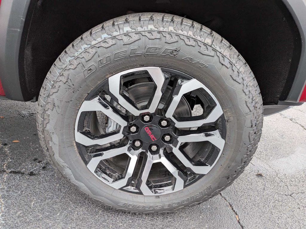 New 2026 GMC Canyon AT4 w/ Nightfall Essentials Package AWD/4WD image 12
