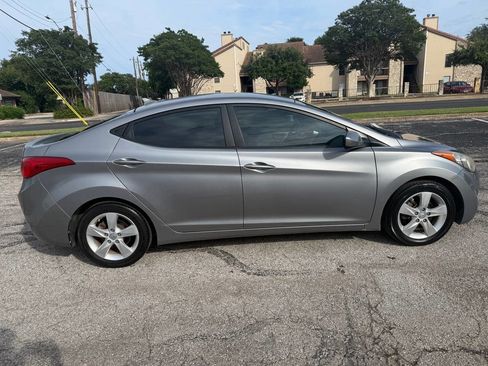 Used 2012 Hyundai Elantra GLS w/ Preferred Pkg 3 FWD image 5