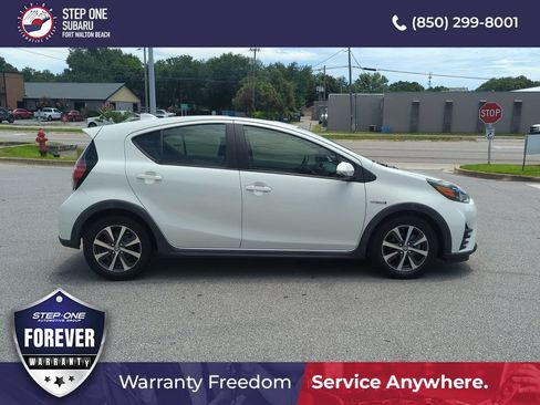 Used 2018 Toyota Prius C Four FWD image 8