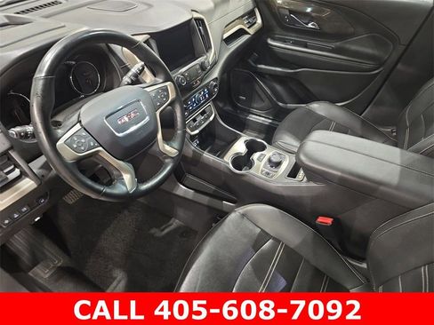 Used 2024 GMC Terrain Denali AWD/4WD image 40